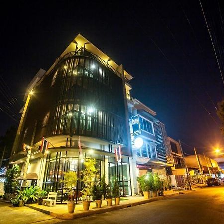 De Poem Loft Boutique Residence Hat Yai Bagian luar foto