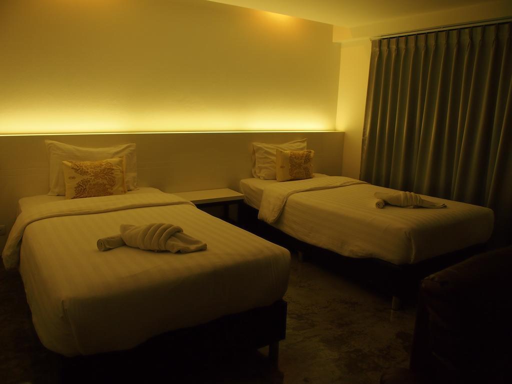 De Poem Loft Boutique Residence Hat Yai Bagian luar foto