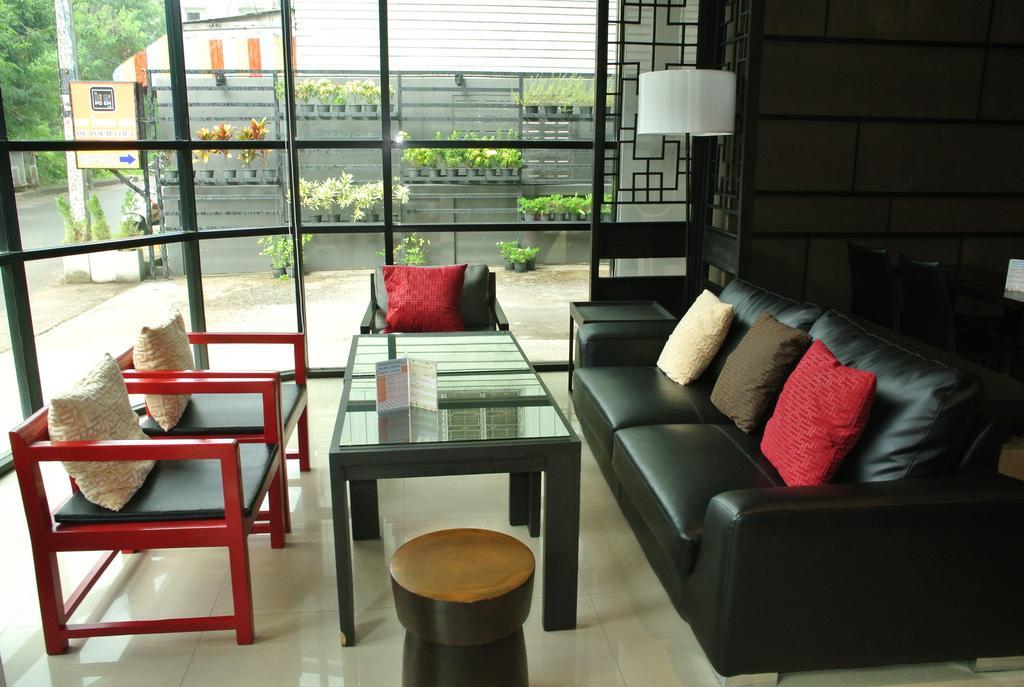 De Poem Loft Boutique Residence Hat Yai Bagian luar foto