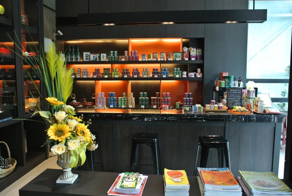 De Poem Loft Boutique Residence Hat Yai Bagian luar foto